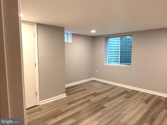 43 OAK LN, Hershey, PA 17033