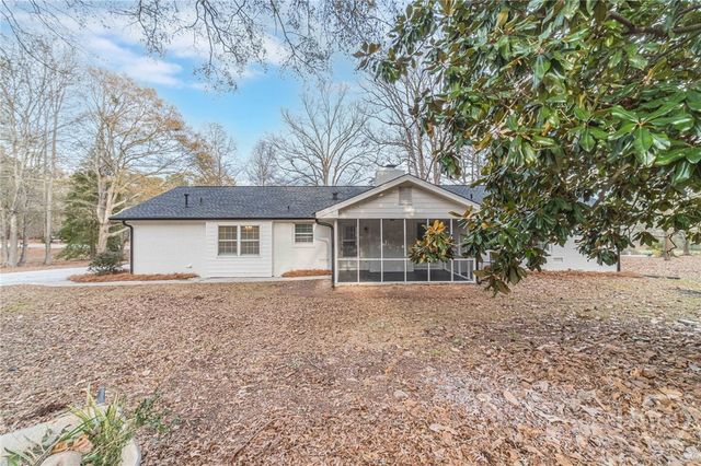 2710 Broadnax Mill Road, Loganville, GA 30052