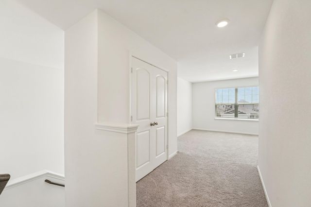 571 Aplite PASS, Maxwell, TX 78656