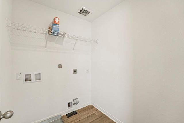 571 Aplite PASS, Maxwell, TX 78656