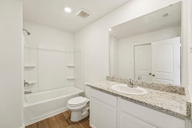 571 Aplite PASS, Maxwell, TX 78656