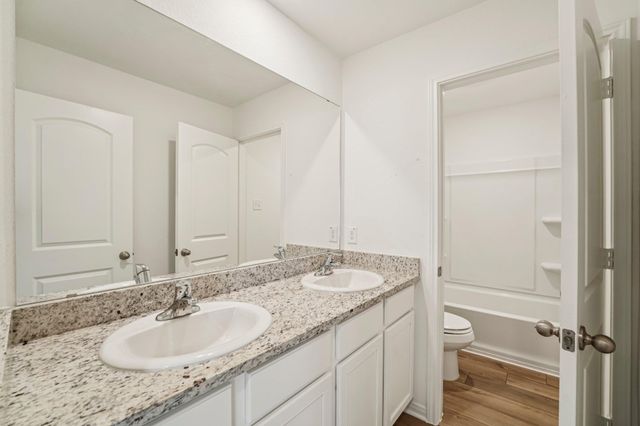 571 Aplite PASS, Maxwell, TX 78656