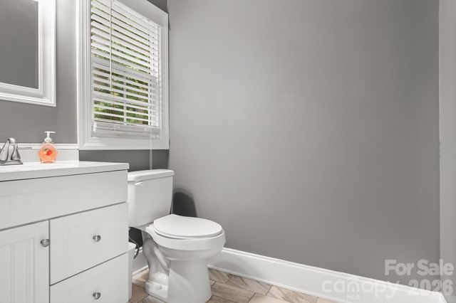 142 Valley Glen Drive, Troutman, NC 28166