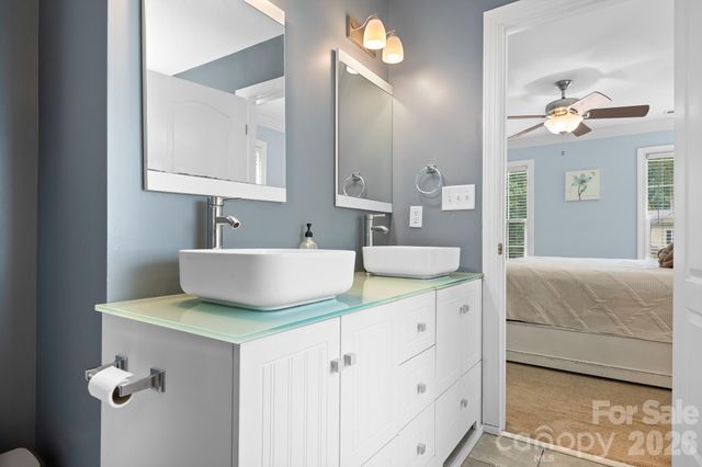 142 Valley Glen Drive, Troutman, NC 28166