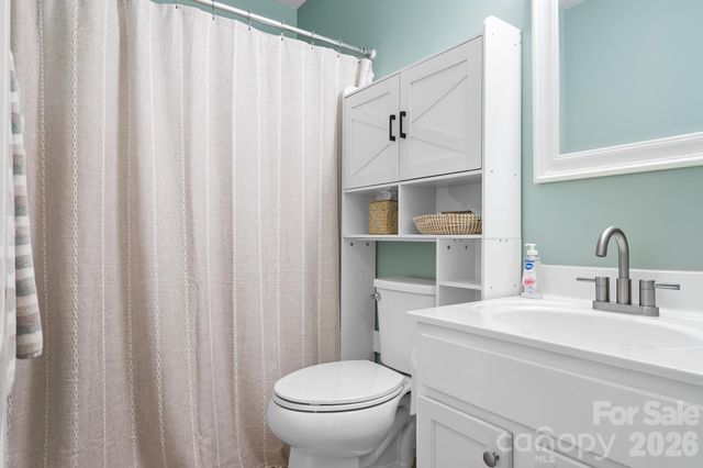 142 Valley Glen Drive, Troutman, NC 28166