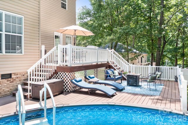 142 Valley Glen Drive, Troutman, NC 28166