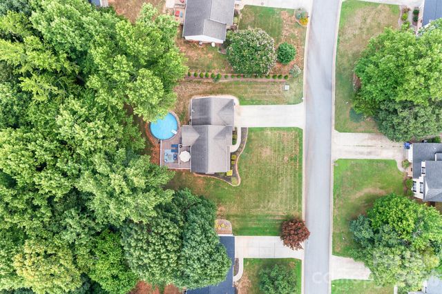 142 Valley Glen Drive, Troutman, NC 28166