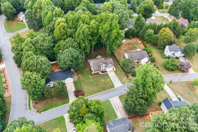 142 Valley Glen Drive, Troutman, NC 28166