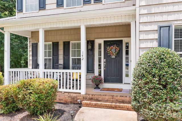 142 Valley Glen Drive, Troutman, NC 28166