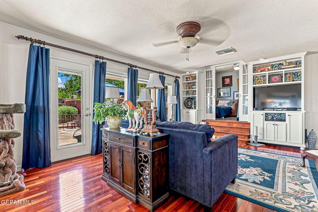 3208 TITANIC Avenue, El Paso, TX 79904