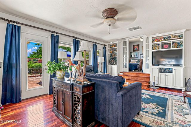 3208 TITANIC Avenue, El Paso, TX 79904