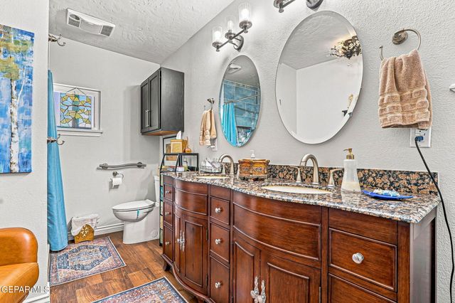 3208 TITANIC Avenue, El Paso, TX 79904