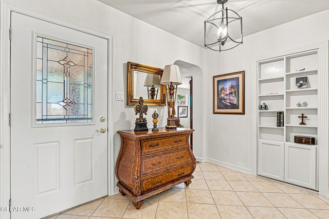 3208 TITANIC Avenue, El Paso, TX 79904