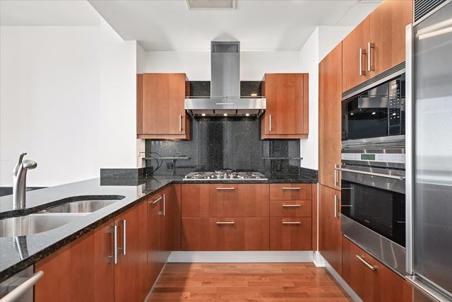 401 N Wabash Avenue 48E, Chicago, IL 60611