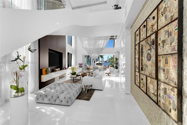 441 N Hibiscus Drive, Miami Beach, FL 33139