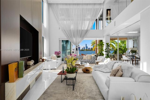 441 N Hibiscus Drive, Miami Beach, FL 33139