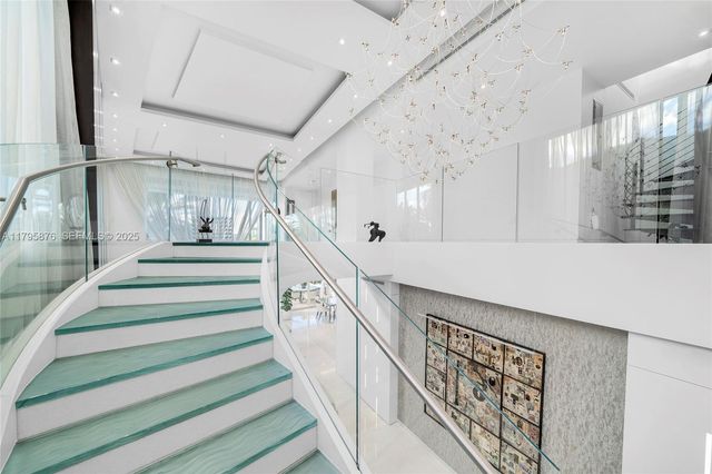 441 N Hibiscus Drive, Miami Beach, FL 33139