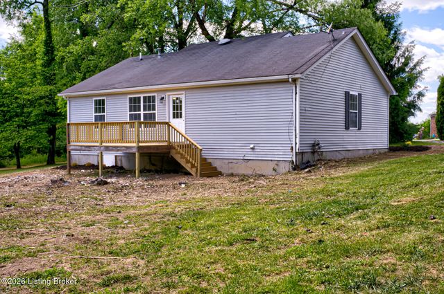 138 Kimberly Ct, Taylorsville, KY 40071
