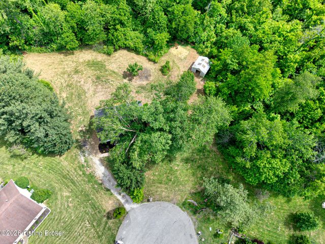 138 Kimberly Ct, Taylorsville, KY 40071