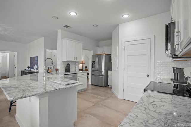 137 Glen Eagles, Cibolo, TX 78108