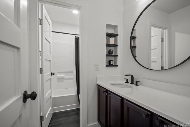 137 Glen Eagles, Cibolo, TX 78108