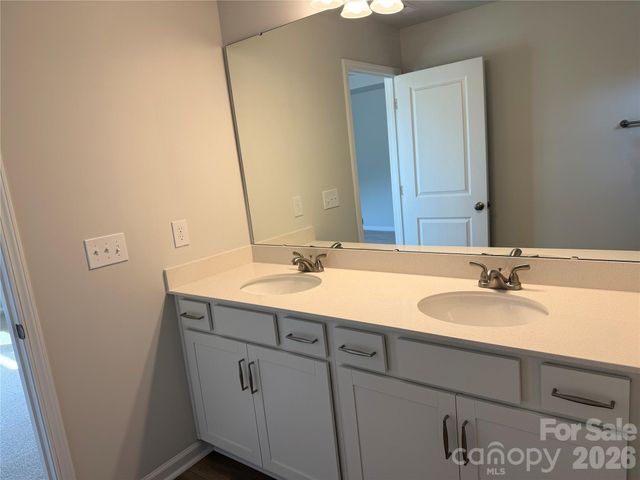 1694 Piper Creek Avenue, Newton, NC 28658