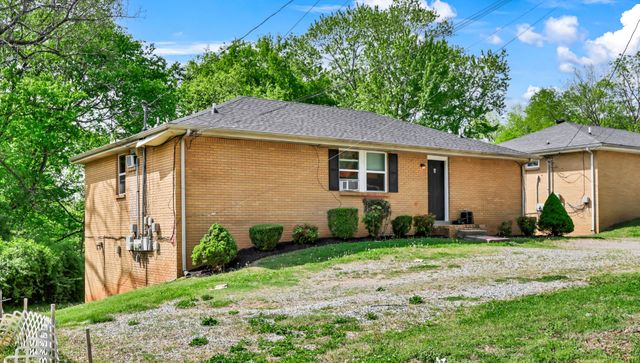 812 BRADLEY STREET, Clarksville, TN 37040