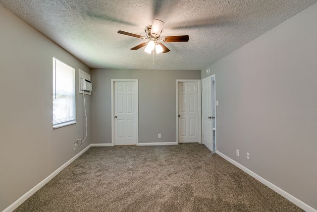 812 BRADLEY STREET, Clarksville, TN 37040