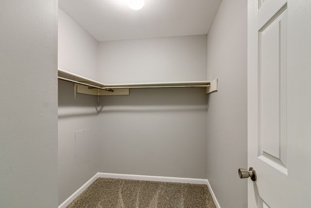 812 BRADLEY STREET, Clarksville, TN 37040