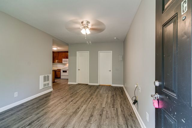 812 BRADLEY STREET, Clarksville, TN 37040