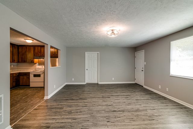 812 BRADLEY STREET, Clarksville, TN 37040
