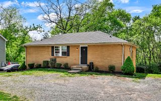 812 BRADLEY STREET, Clarksville, TN 37040
