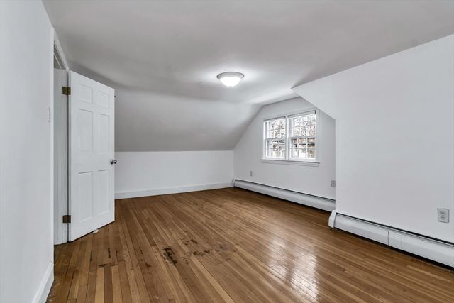 396 Oak St, Methuen, MA 01844