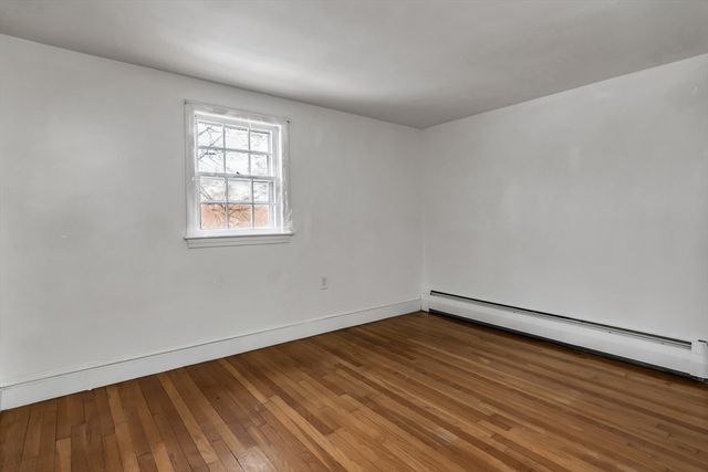 396 Oak St, Methuen, MA 01844