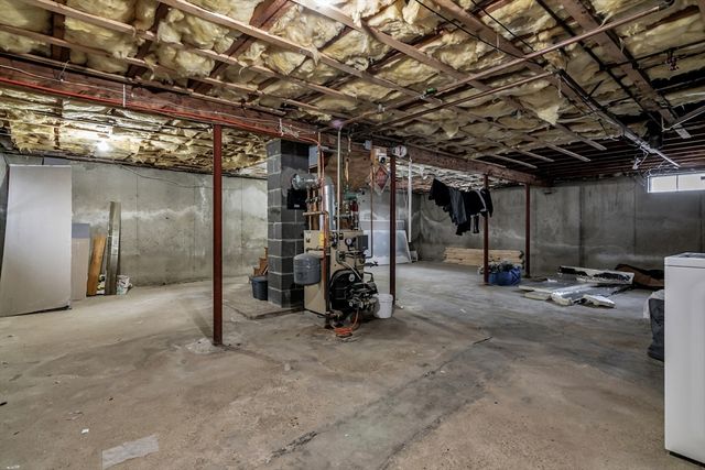 396 Oak St, Methuen, MA 01844