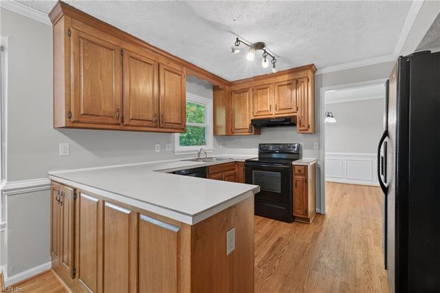 301 Nesbitt CT, Newport News, VA 23606
