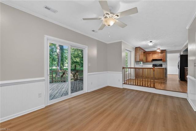 301 Nesbitt CT, Newport News, VA 23606