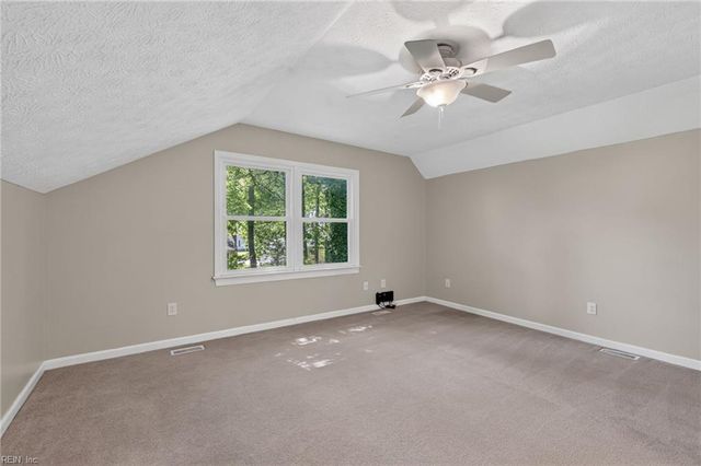 301 Nesbitt CT, Newport News, VA 23606