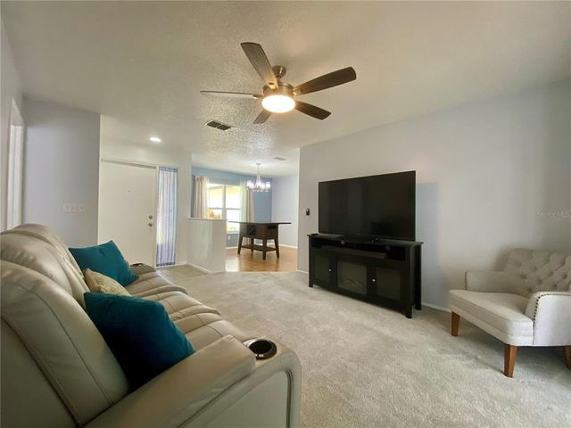1657 GLENGARRY DRIVE, Palm Harbor, FL 34684