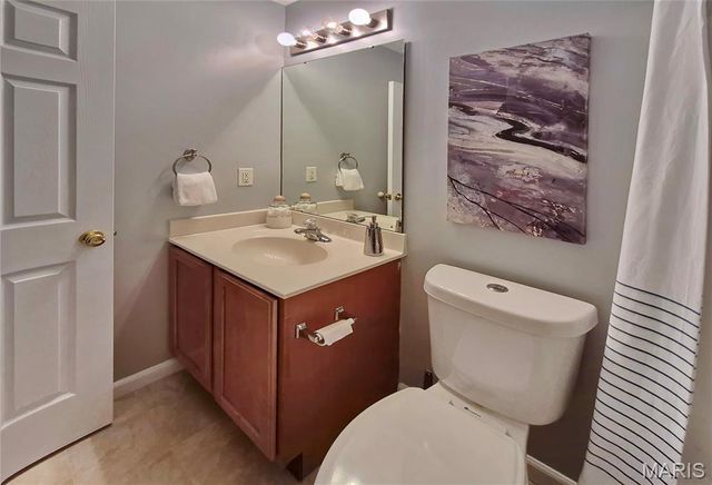 208 Waterside Crossing Ct, St Peters, MO 63376