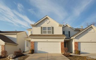 208 Waterside Crossing Ct, St Peters, MO 63376