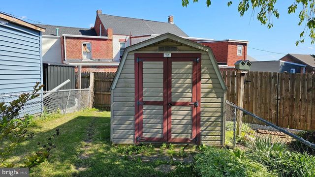 322 UNION ST, Columbia, PA 17512