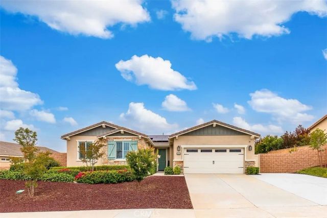 31454 Darlington Oak Drive, Winchester, CA 92596