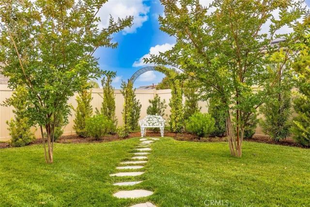 31454 Darlington Oak Drive, Winchester, CA 92596