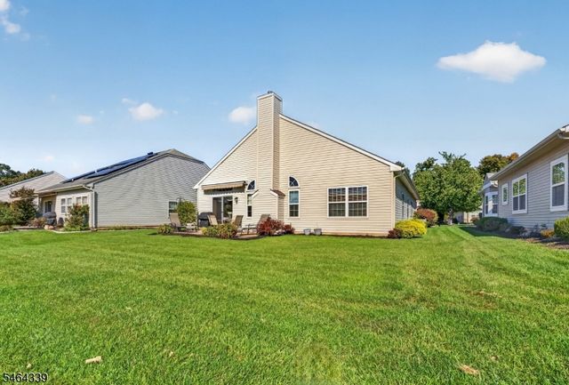32 Daulton Dr, Franklin Twp., NJ 08873