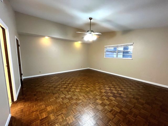 1202 W Munson Street, Denison, TX 75020