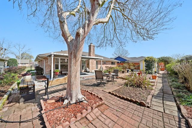 1002 Patricia Drive, Deer Park, TX 77536