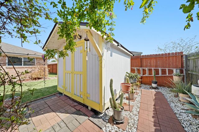 1002 Patricia Drive, Deer Park, TX 77536