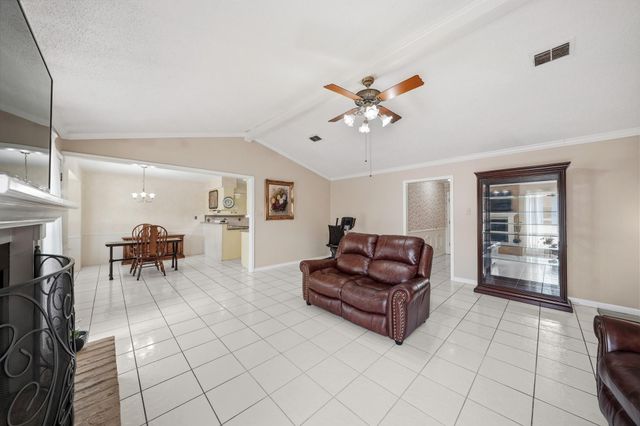 1002 Patricia Drive, Deer Park, TX 77536