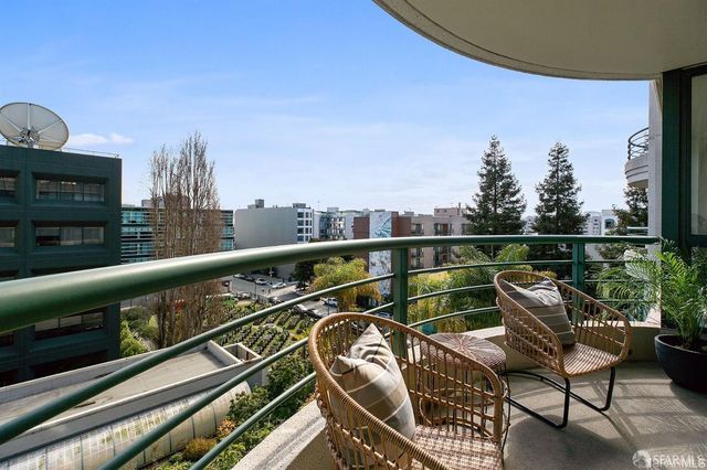 300 3rd Street 915, San Francisco, CA 94107
